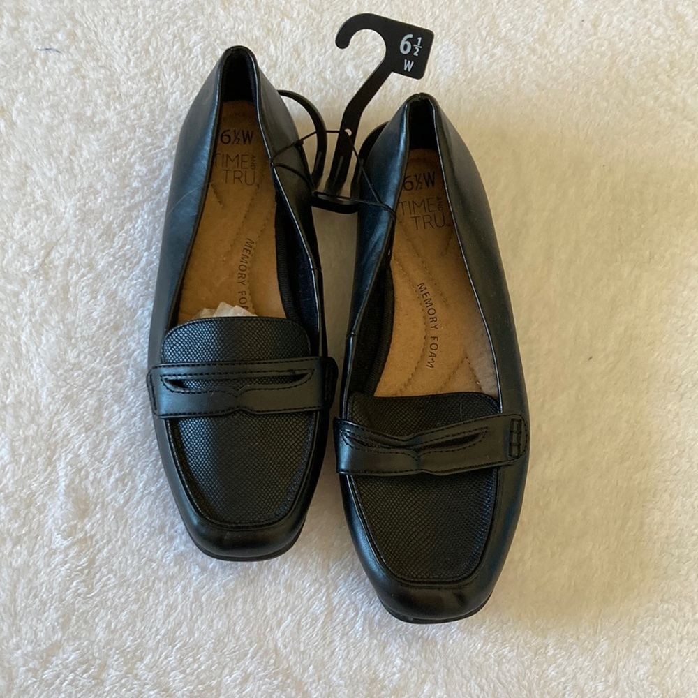 Time and Tru Dress Shoes